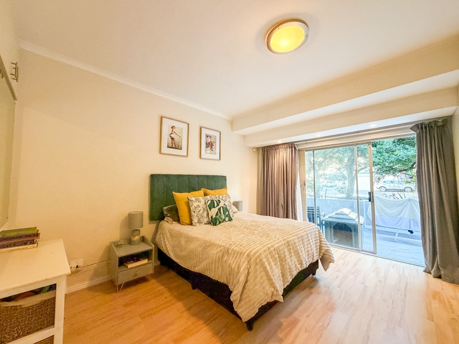 2 Bedroom Property for Sale in Oranjezicht Western Cape